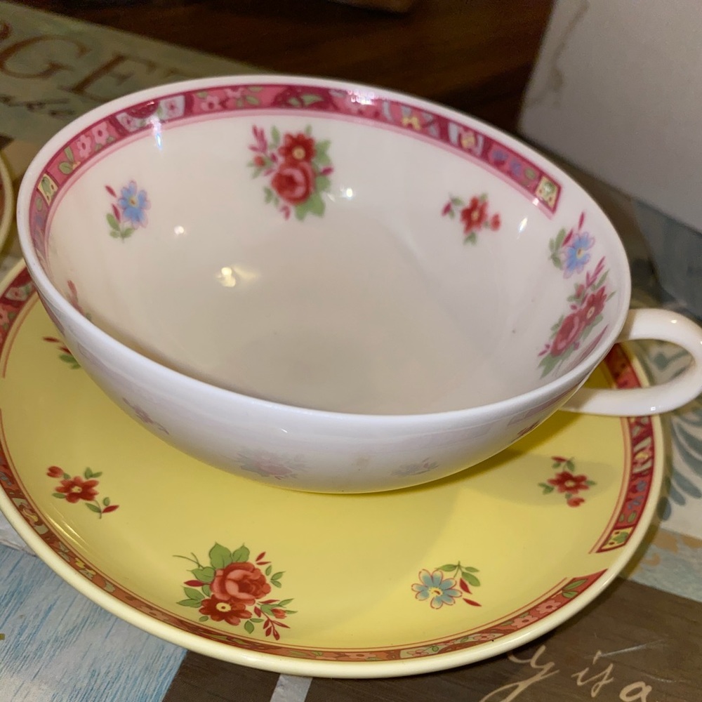 C.I. A Plate and Cup set